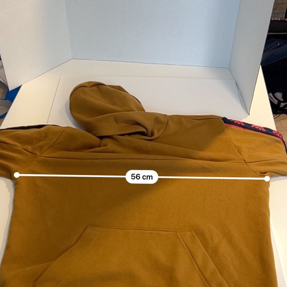 Men’s Adidas hoodie, size medium, in brown, blue, and red. - Picture 6 of 9